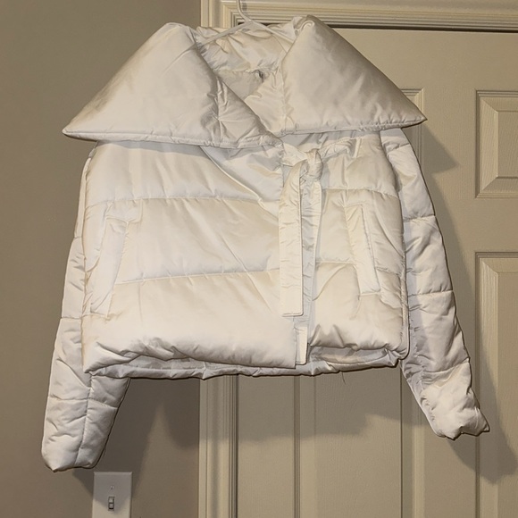 ASOS Exclusive ASYOU White Pillow Puffer Jacket Coat Size US 4 Tie Front Closure - Picture 6 of 6